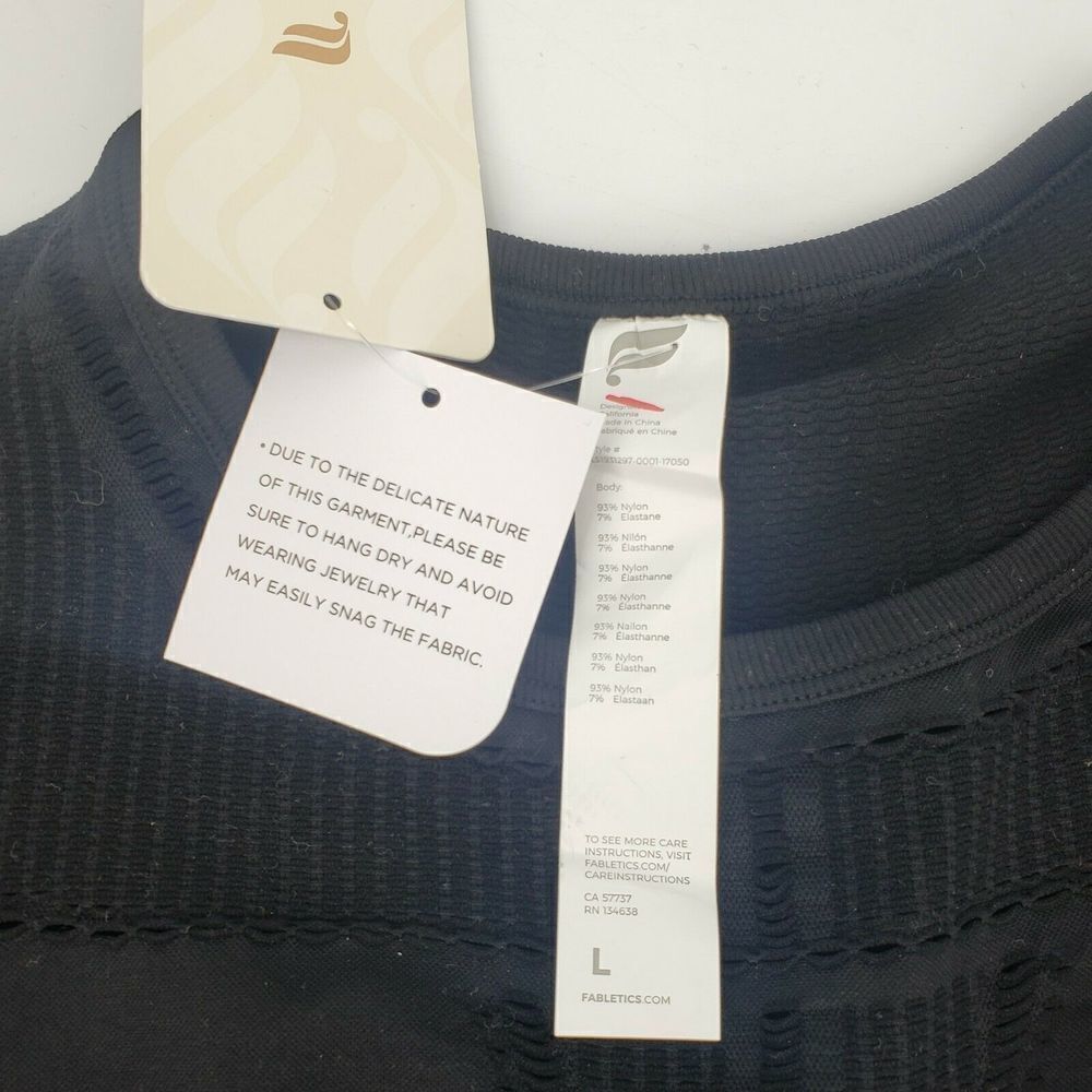 Fabletics Top Seamless Compression Mesh Crop - Picture 9 of 12